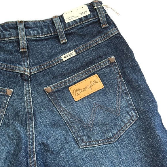 WRANGLER The High Rise Cowboy Short in Blue Size 25 - Picture 7 of 12